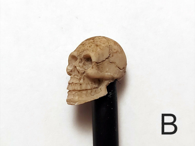 Stift mit Schädel, verrottender Look